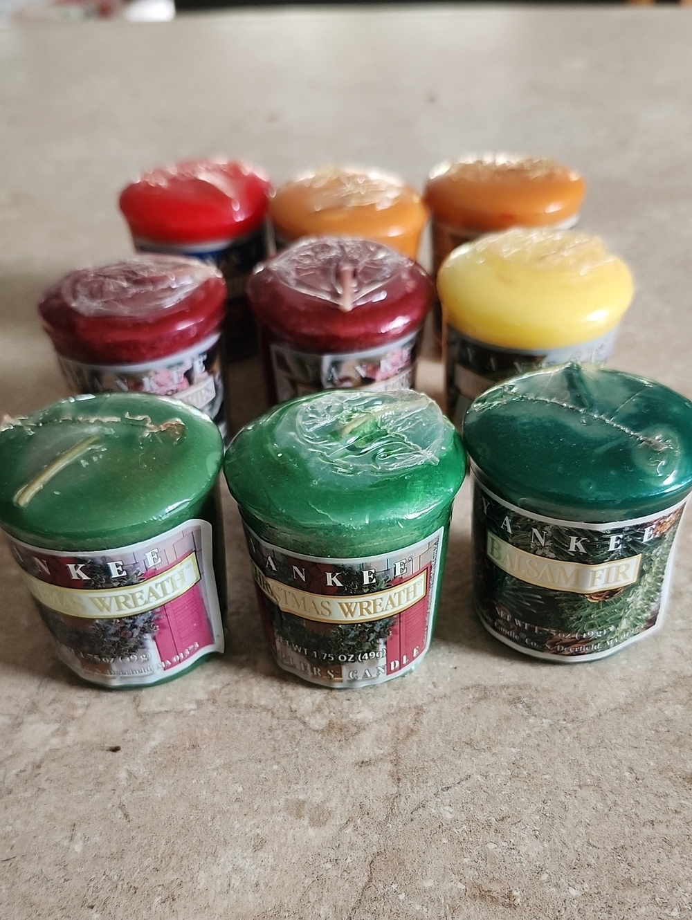 Retired Yankee Candle Christmas Lot of 9 Votive 49g – Christmas Wreath, Berries